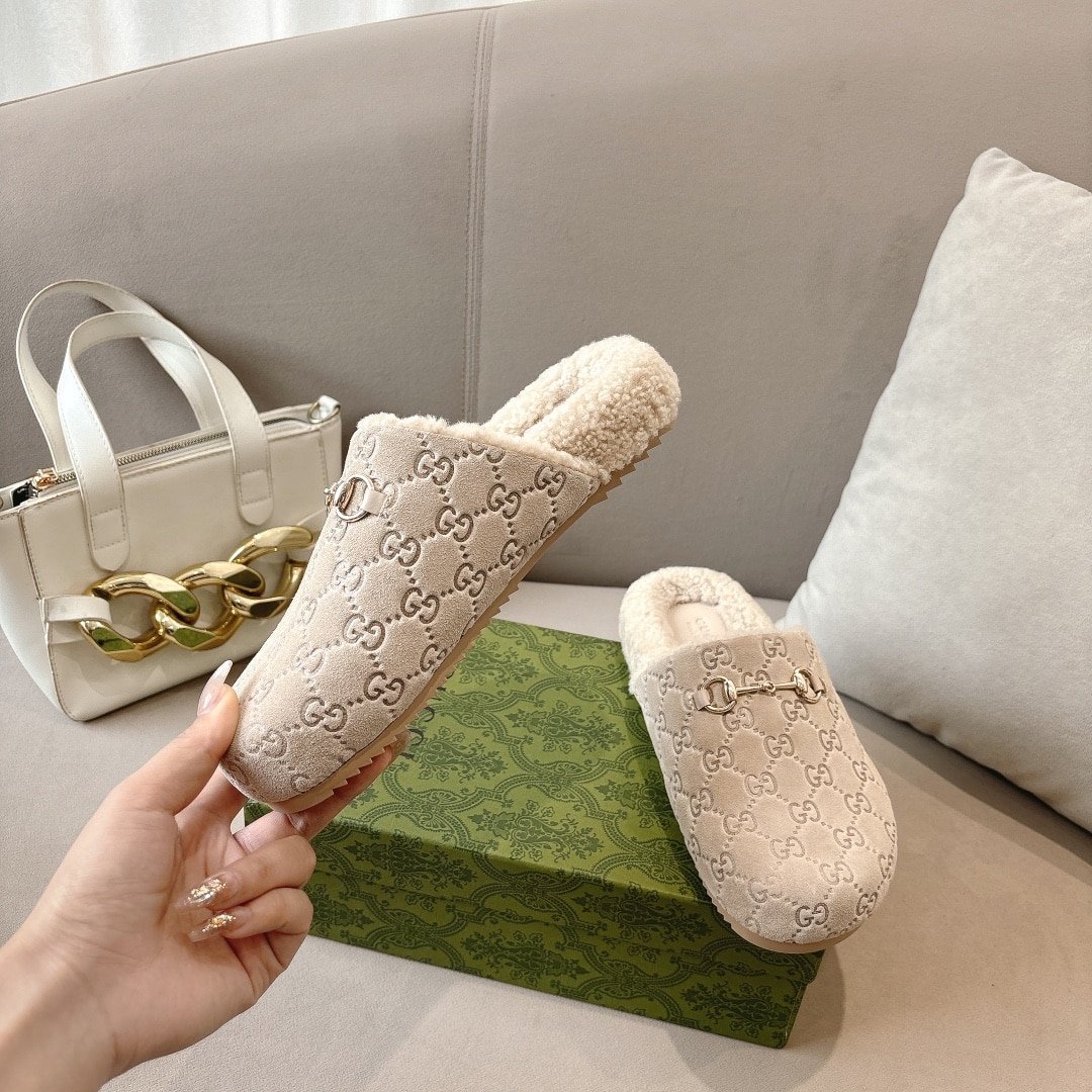 Gvc*1 Women’s Mule With Horsebit Gg Suede Natural