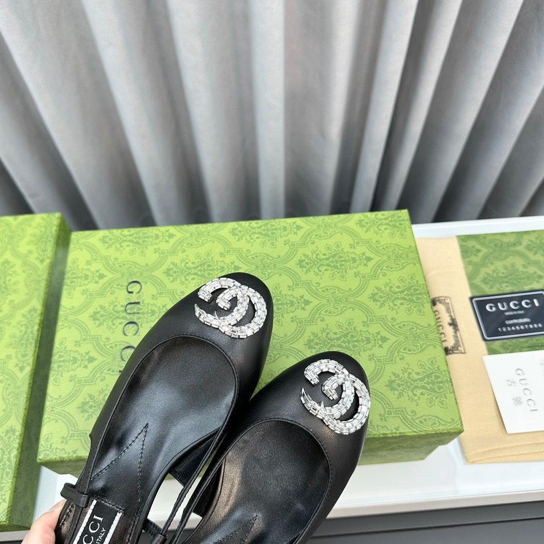 Gvc*1 Women’S Ballerina With Double G Black