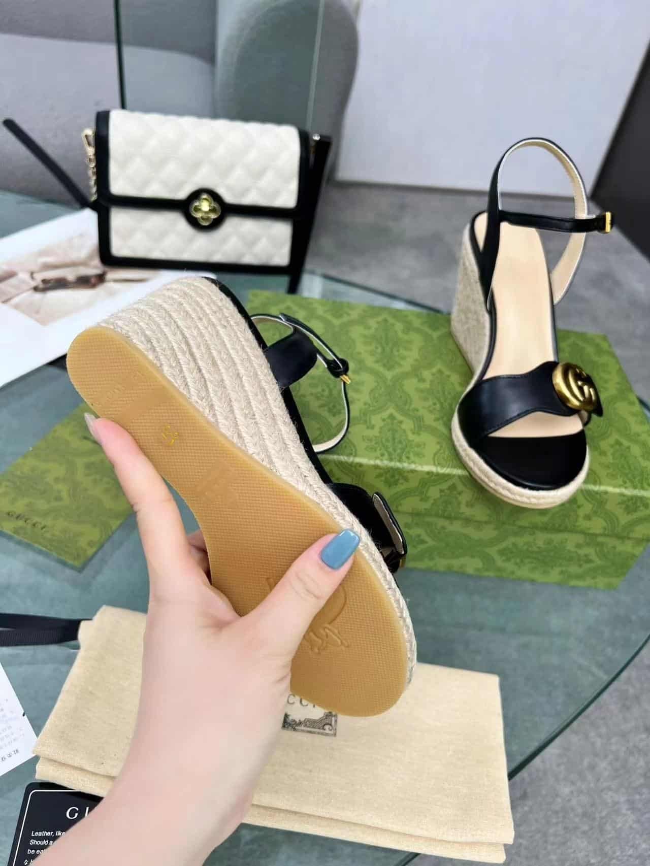 Gvc*1 Leather Wedge Espadrille Sandals Black 8Cm