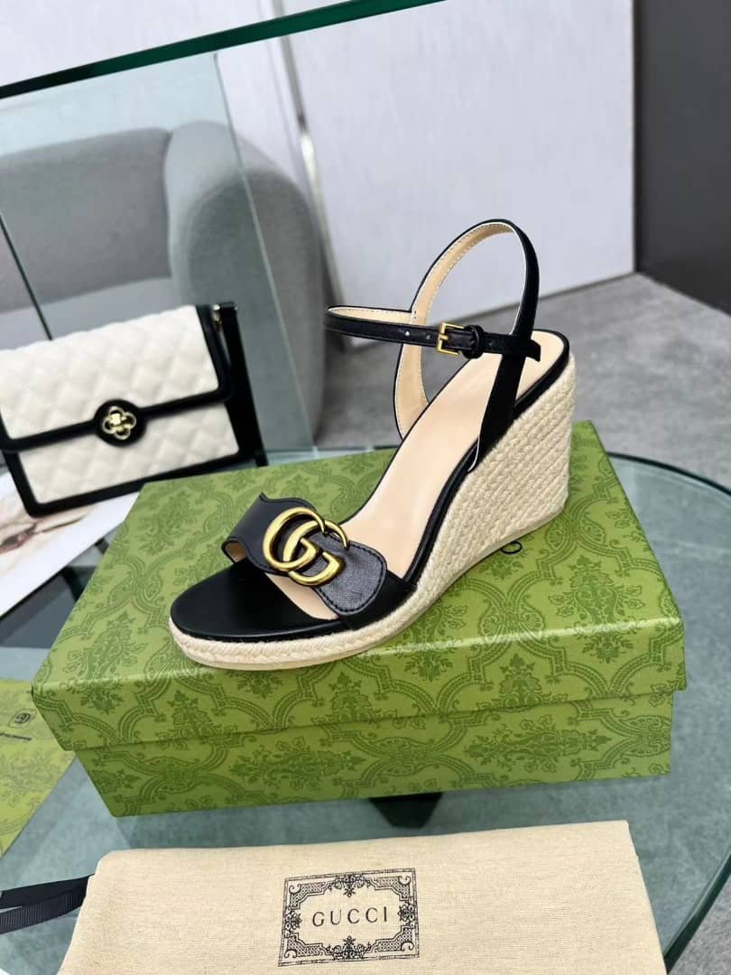 Gvc*1 Leather Wedge Espadrille Sandals Black 8Cm