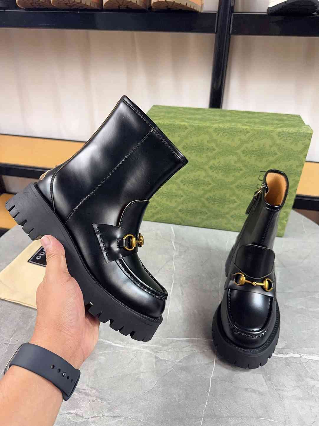 Gvc*1 Horsebit Ankle Boots Leather Black