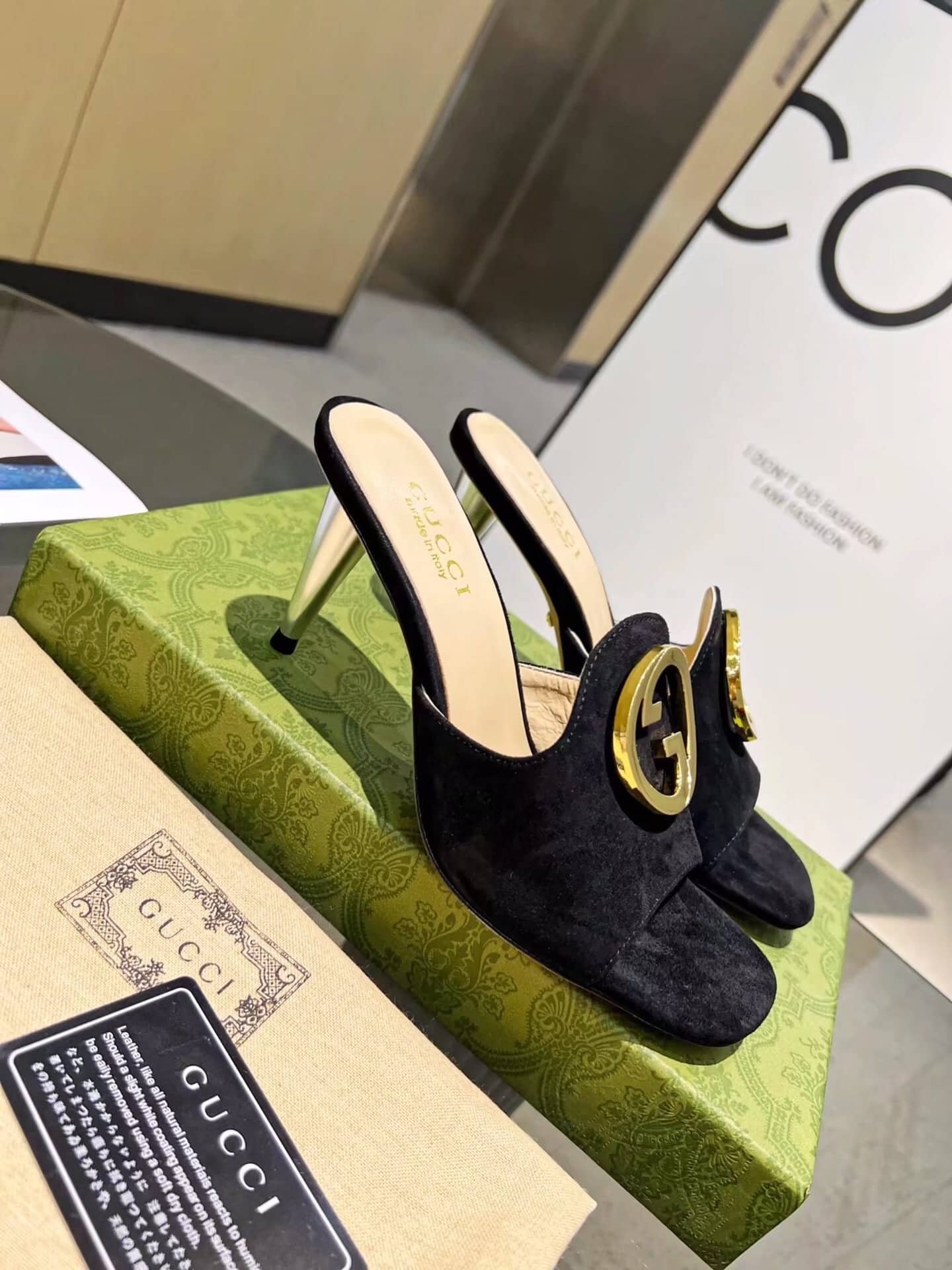 Gvc*1 Blondie Slide Sandal Black