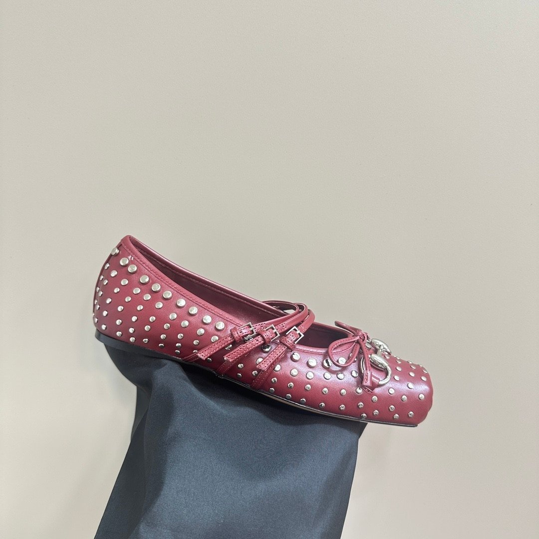 Gvc*1 Women’s Horsebit Ballet Flat Allover Studs Red 821218 Aaeev 6249