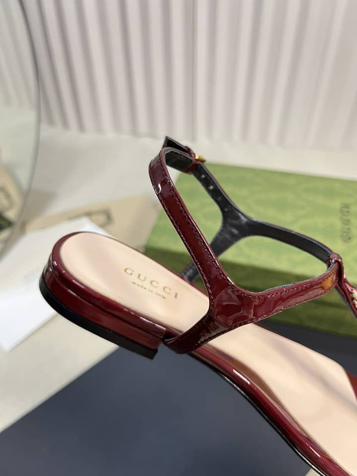 Gvc*1 Signoria Thong Sandal Red ‎782415 Bnc00 6207