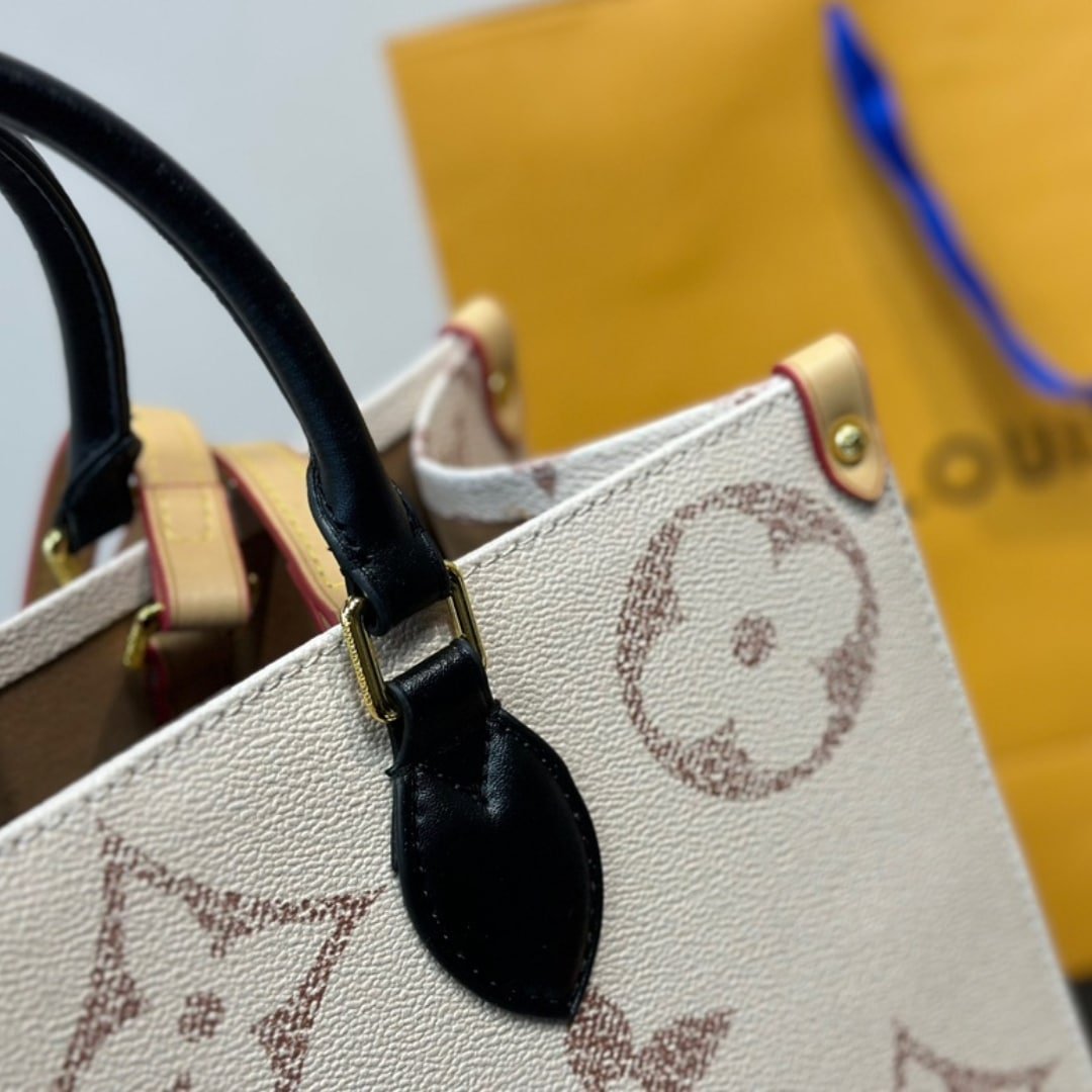 L0vis Vvtt0n Onthego Mm Monogram Canvas Dune 35Cm M46912