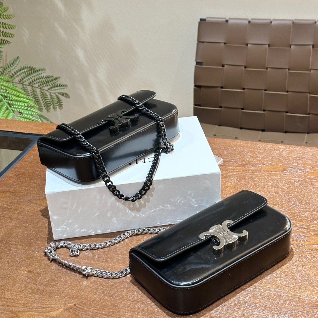 Ce1i*e Chain Triomphe In Shiny Calfskin Shoulder Bag Silver Black 20Cm 115203Bf4 38Si