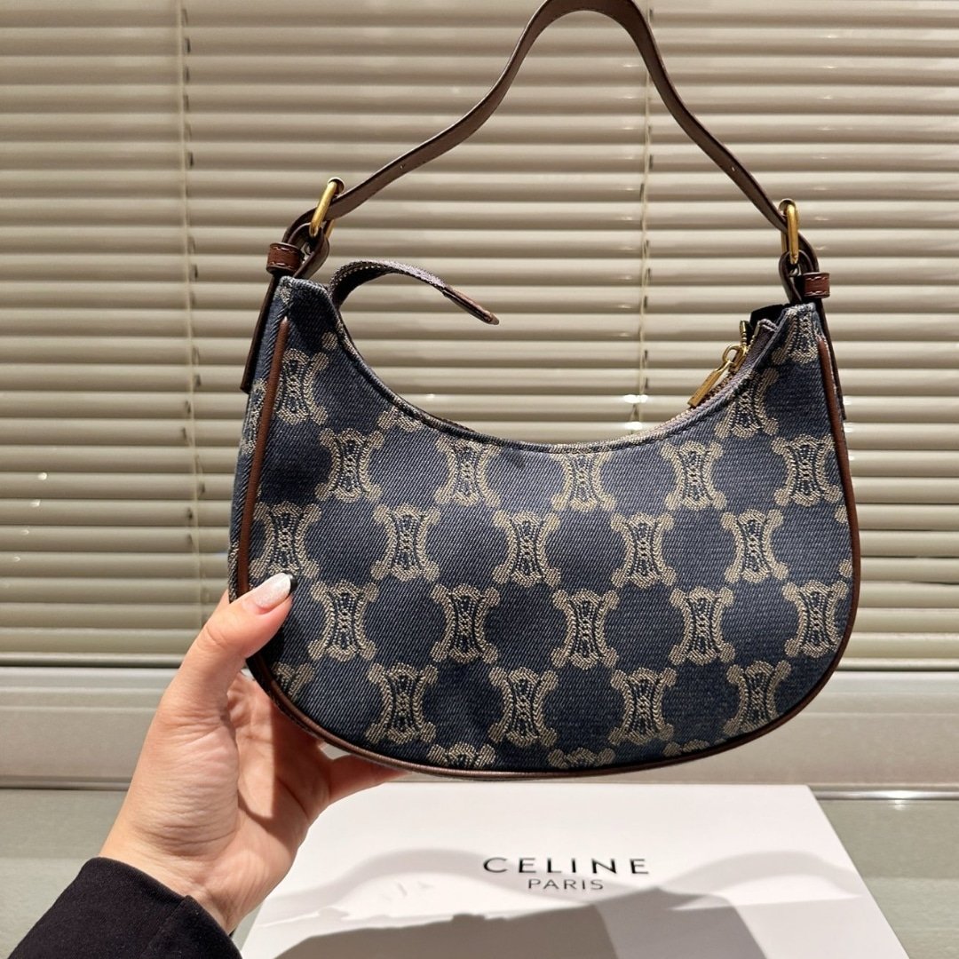 Ce1i*e Ava Triomphe Bag Half Moon In Denim Blue 25Cm