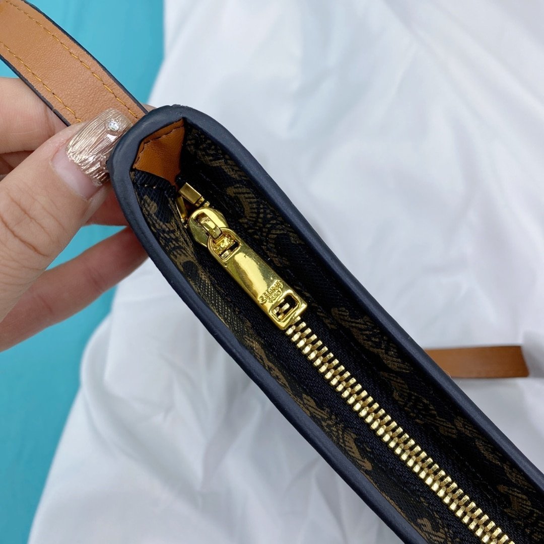 Ce1i*e Croque Bag In Triomphe Canvas And Calfskin Tan 19Cm 112272Cuz 04Lu
