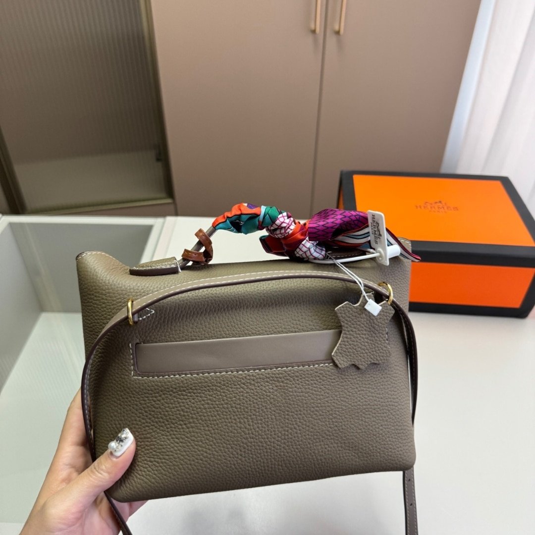 H**me5 Kelly 24/24 Etoupe Evercolor 21Cm