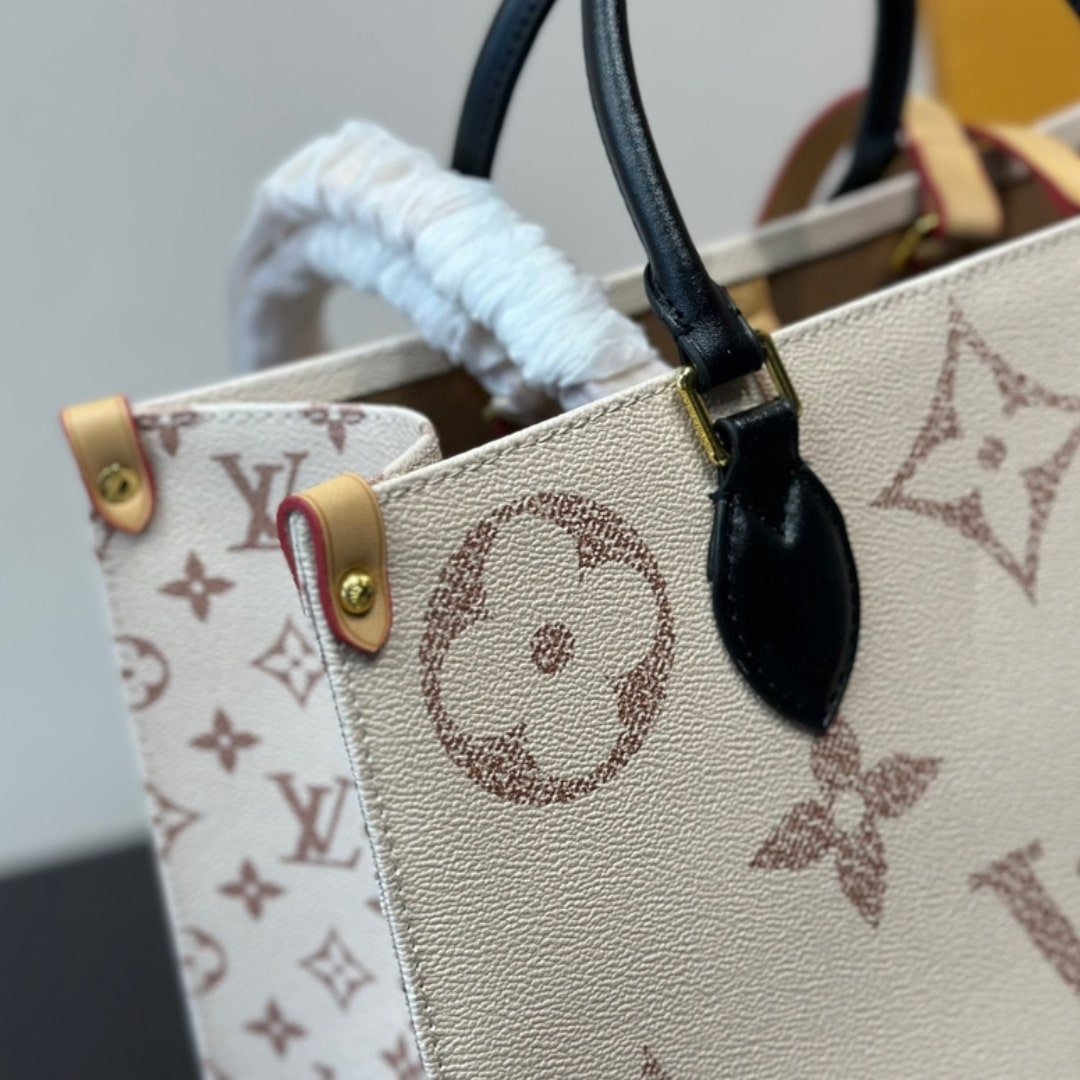 L0vis Vvtt0n Onthego Mm Monogram Canvas Dune 35Cm M46912