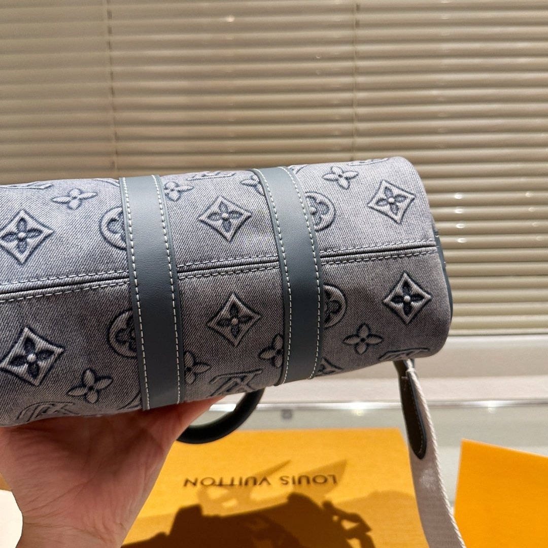 L0vis Vvtt0n Keepall Bandoulière 25 Monogram Canvas Washed Denim 24Cm M22762