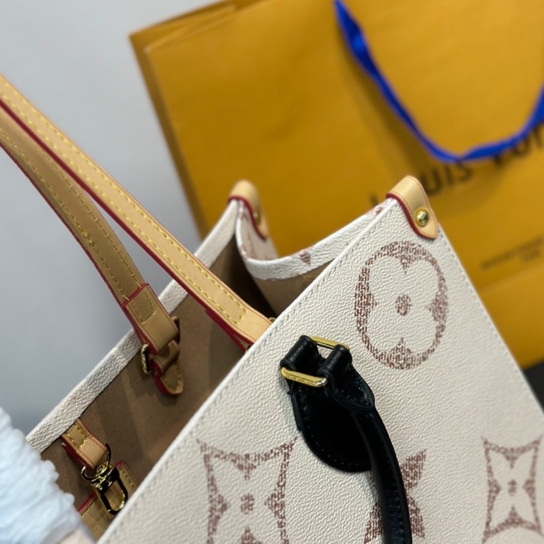 L0vis Vvtt0n Onthego Mm Monogram Canvas Dune 35Cm M46912