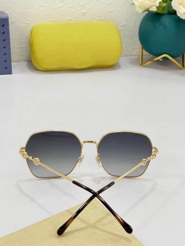 Gvc*1 Square Frame Sunglasses Gold Metal Frame ‎648494 I3330 8012