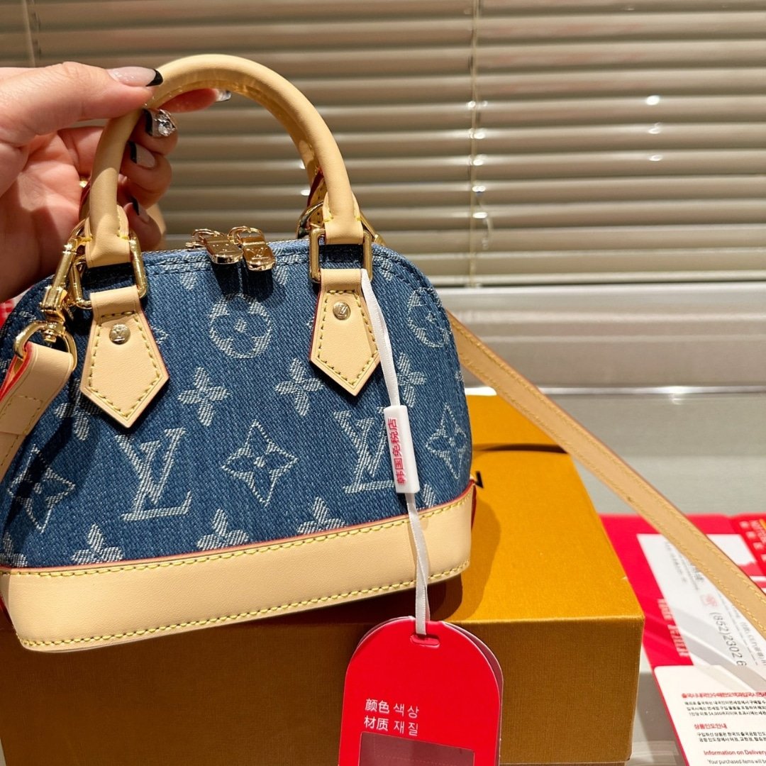 L0vis Vvtt0n Alma BB Monogram Canvas Bag Denim Blue 16Cm