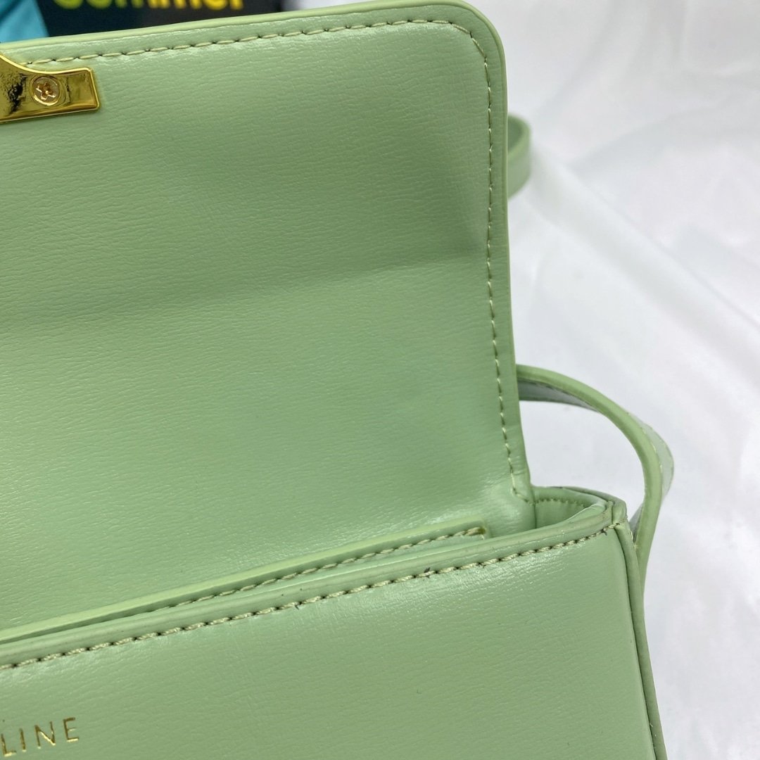 Ce1i*e Triomphe Shoulder Bag In Shiny Calfskin Green 20Cm 194143Bf4 31La