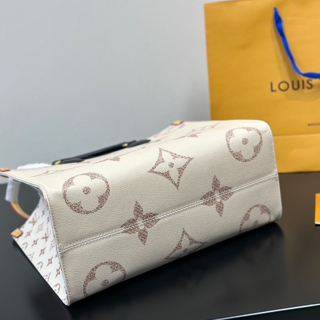 L0vis Vvtt0n Onthego Mm Monogram Canvas Dune 35Cm M46912