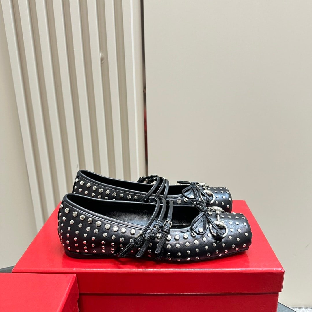 Gvc*1 Women’s Horsebit Ballet Flat Allover Studs Black 814317 Aaeev 1050