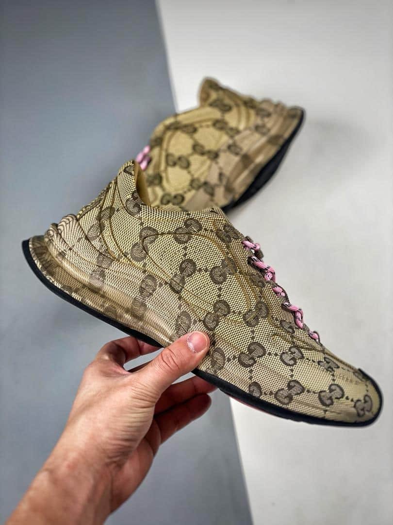 Gvc*1 Women’S Gvc*1 Run Sneaker In Water Transfer Printed Leather Beige 725612 Aabeb 9742