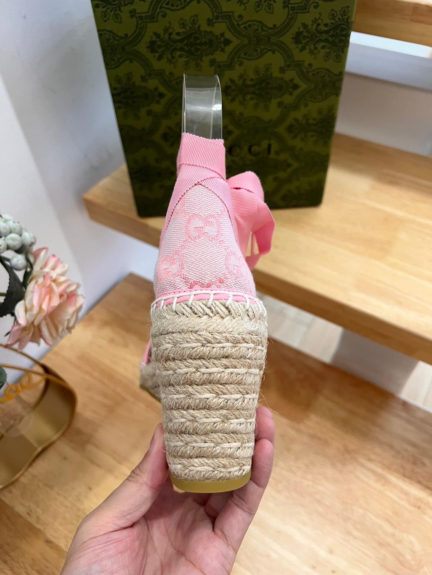 Gvc*1 Women’S Gg Espadrille With Patch Pink