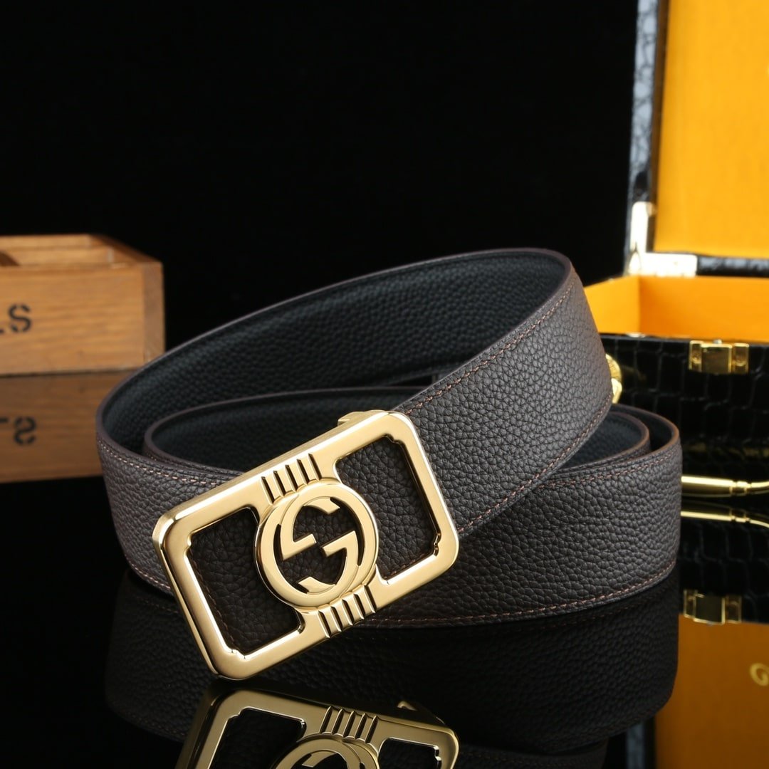 Gvc*1 Cowhide Double G Buckle Belt Gold Tone Hardware In Black