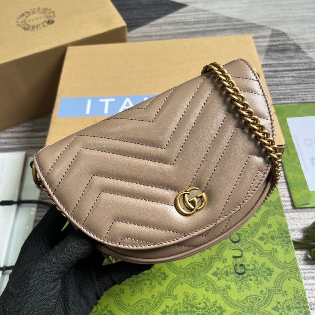 Gvc*1 Gg Marmont Matelassé Chain Mini Bag Beige 20Cm