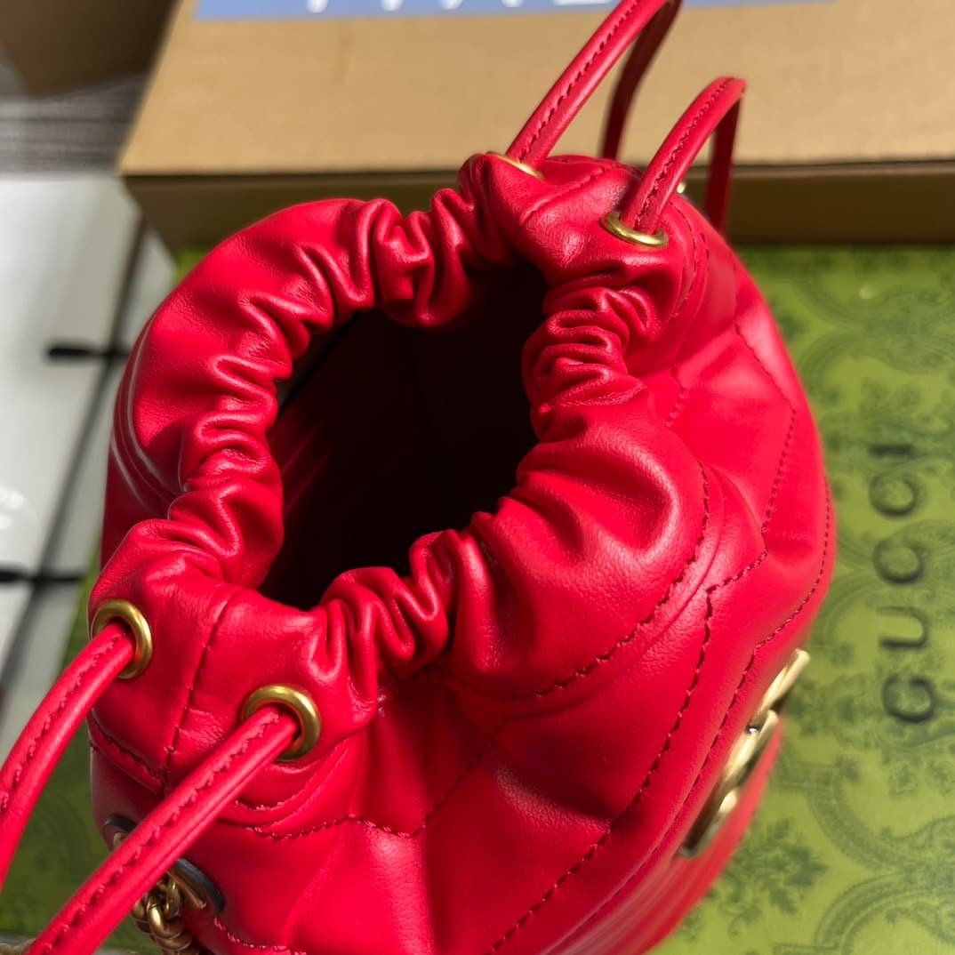 Gvc*1 Gg Marmont Matelassé Mini Bucket Bag Red 13Cm 575163 Dtdht 6832