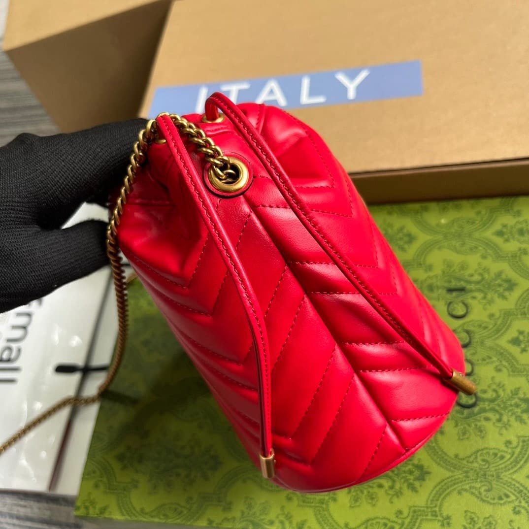 Gvc*1 Gg Marmont Matelassé Mini Bucket Bag Red 13Cm 575163 Dtdht 6832