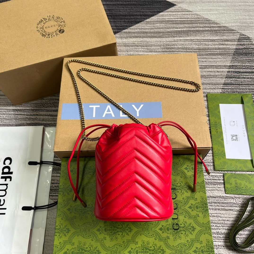 Gvc*1 Gg Marmont Matelassé Mini Bucket Bag Red 13Cm 575163 Dtdht 6832