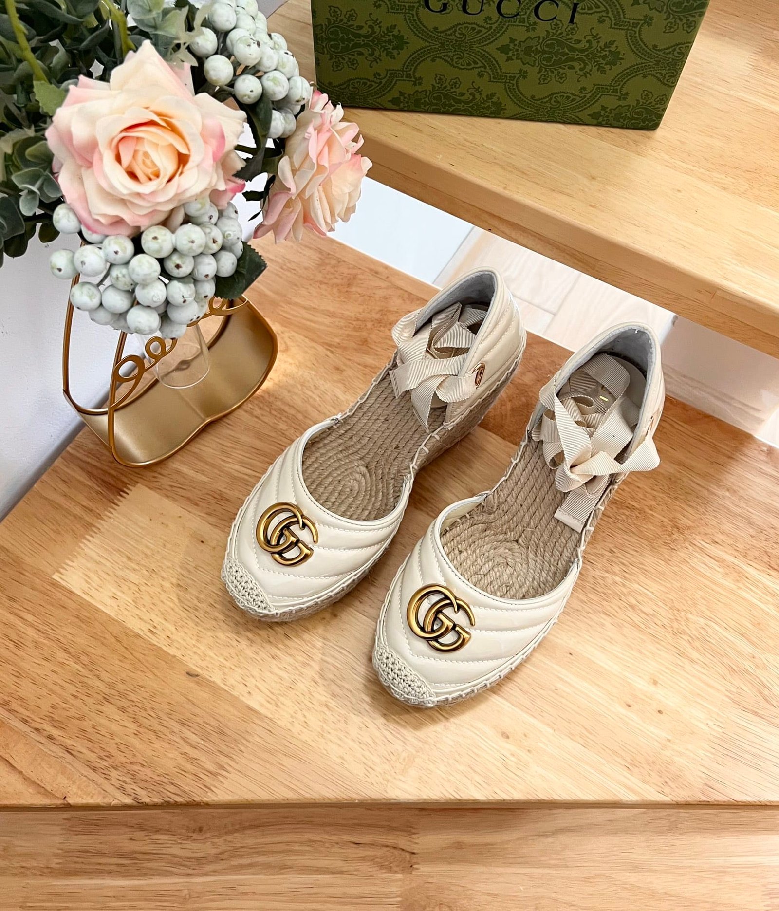 Gvc*1 Leather Platform Espadrille White