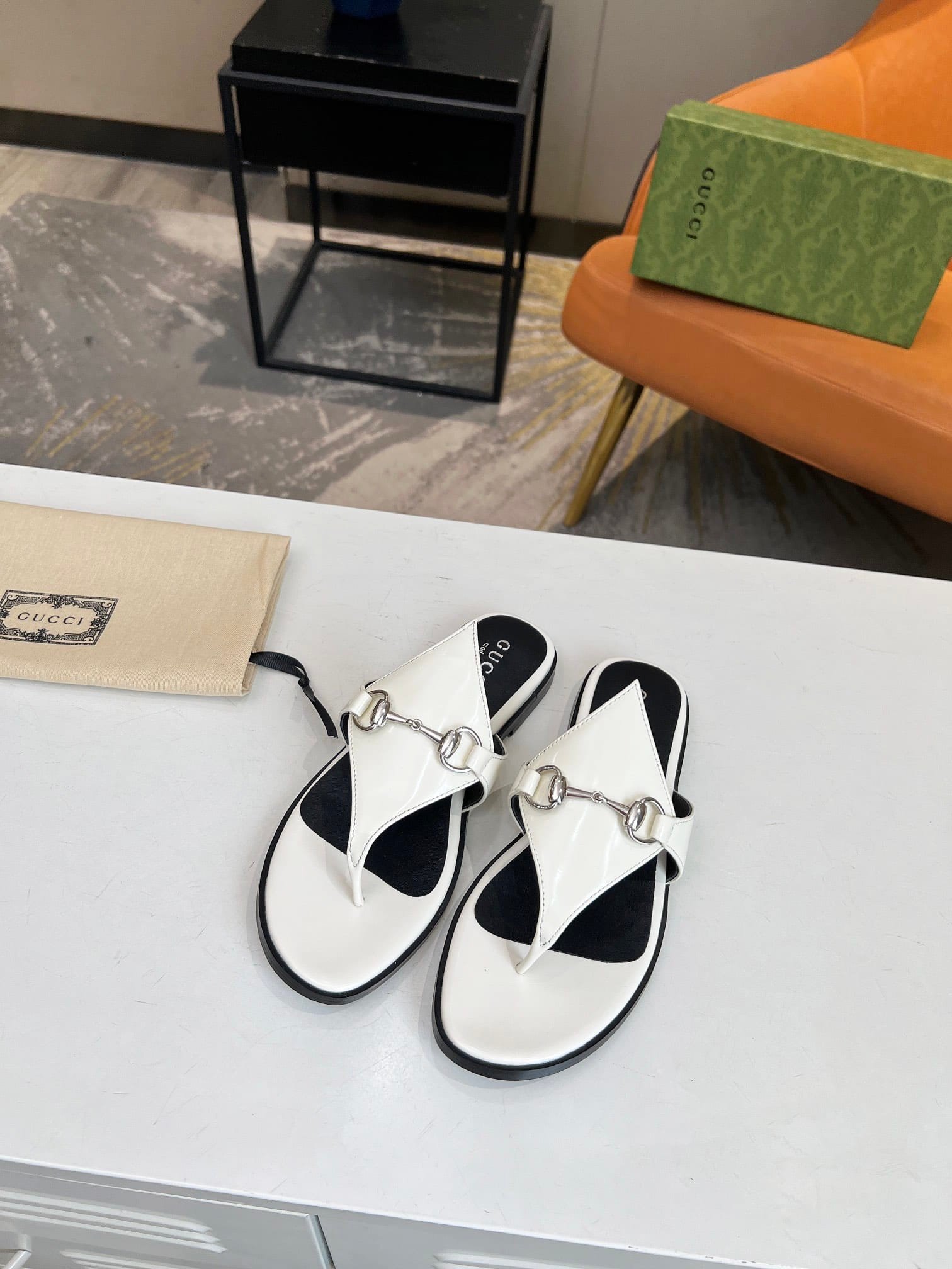 Gvc*1 Women’S Thong Sandal With Horsebit White