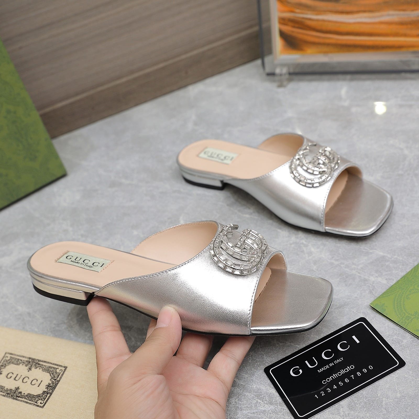 Gvc*1 Gg Crystal Slippers Silver