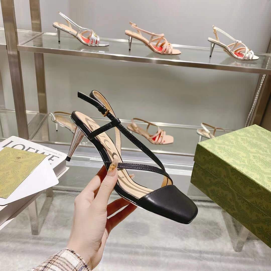 Gvc*1 Black Mid Heel