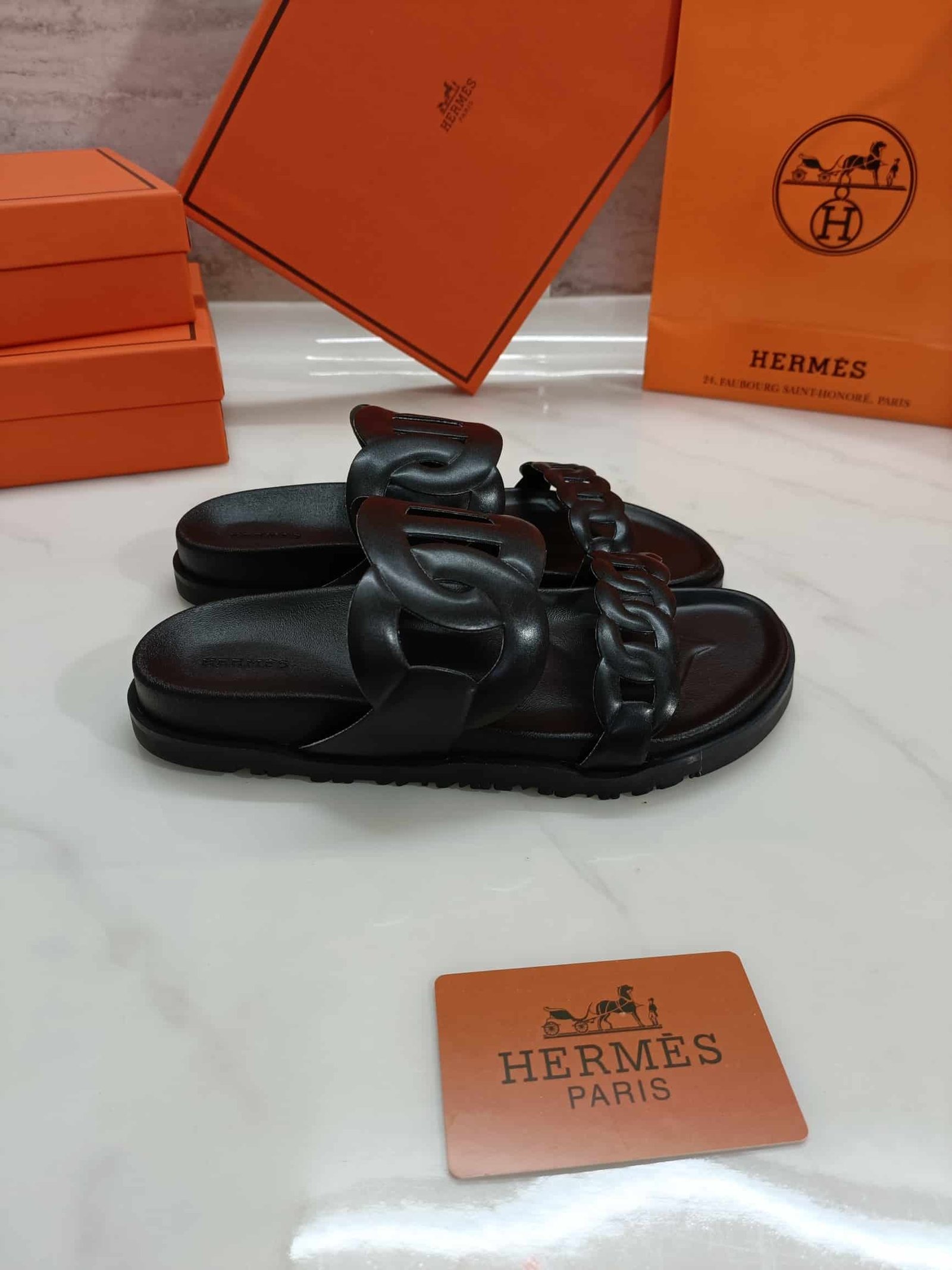 H**me5 Extra Sandal Black H222302Z 02350
