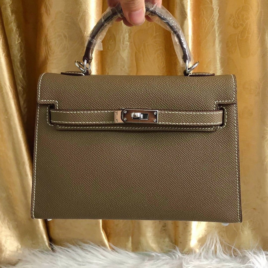 H**me5 Kelly Sellier Epsom Silver Hardware Etoupe 22Cm