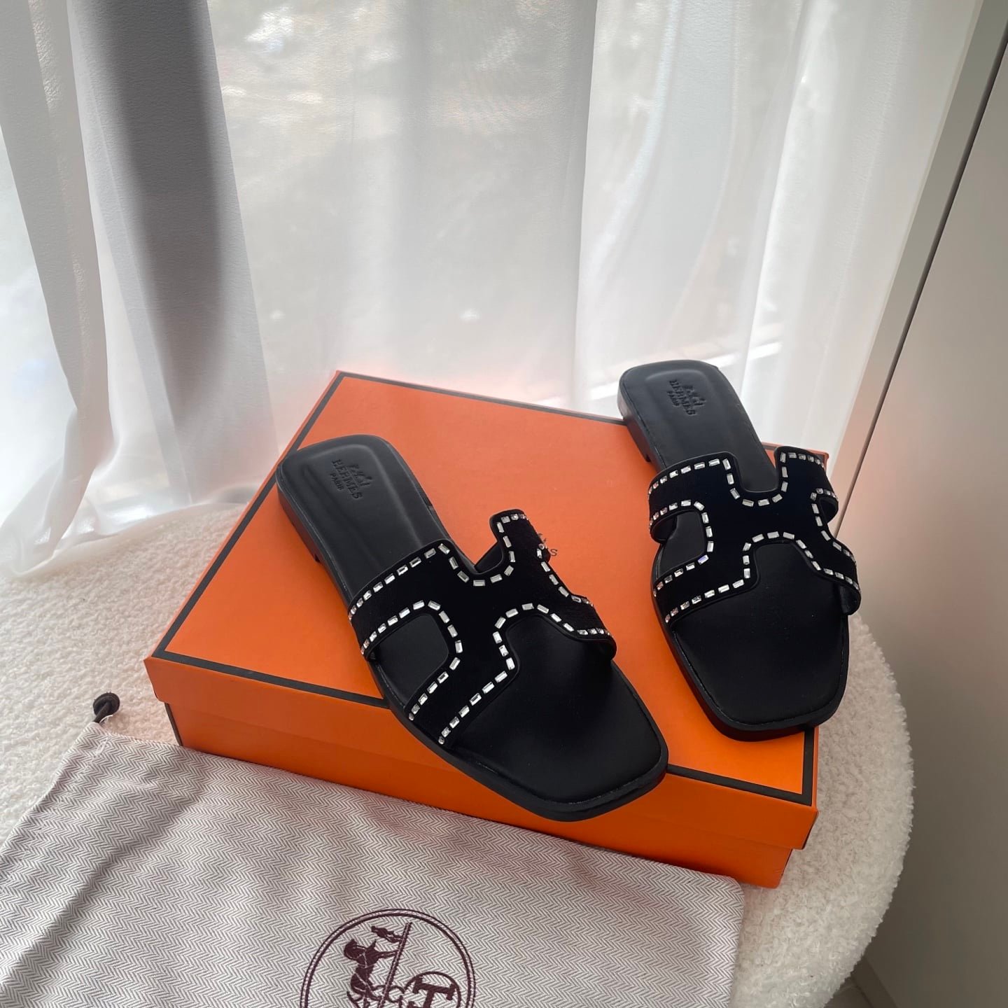 H**me5 Oran Sandal Noir H232161Zv02350