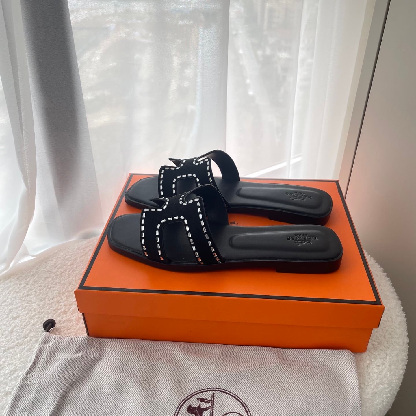 H**me5 Oran Sandal Noir H232161Zv02350