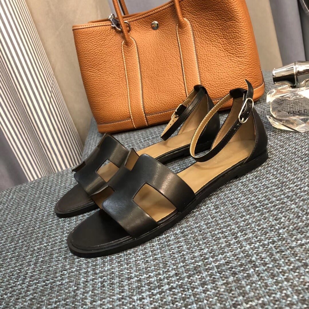 H**me5 Santorini Sandal Black H182139Z02420
