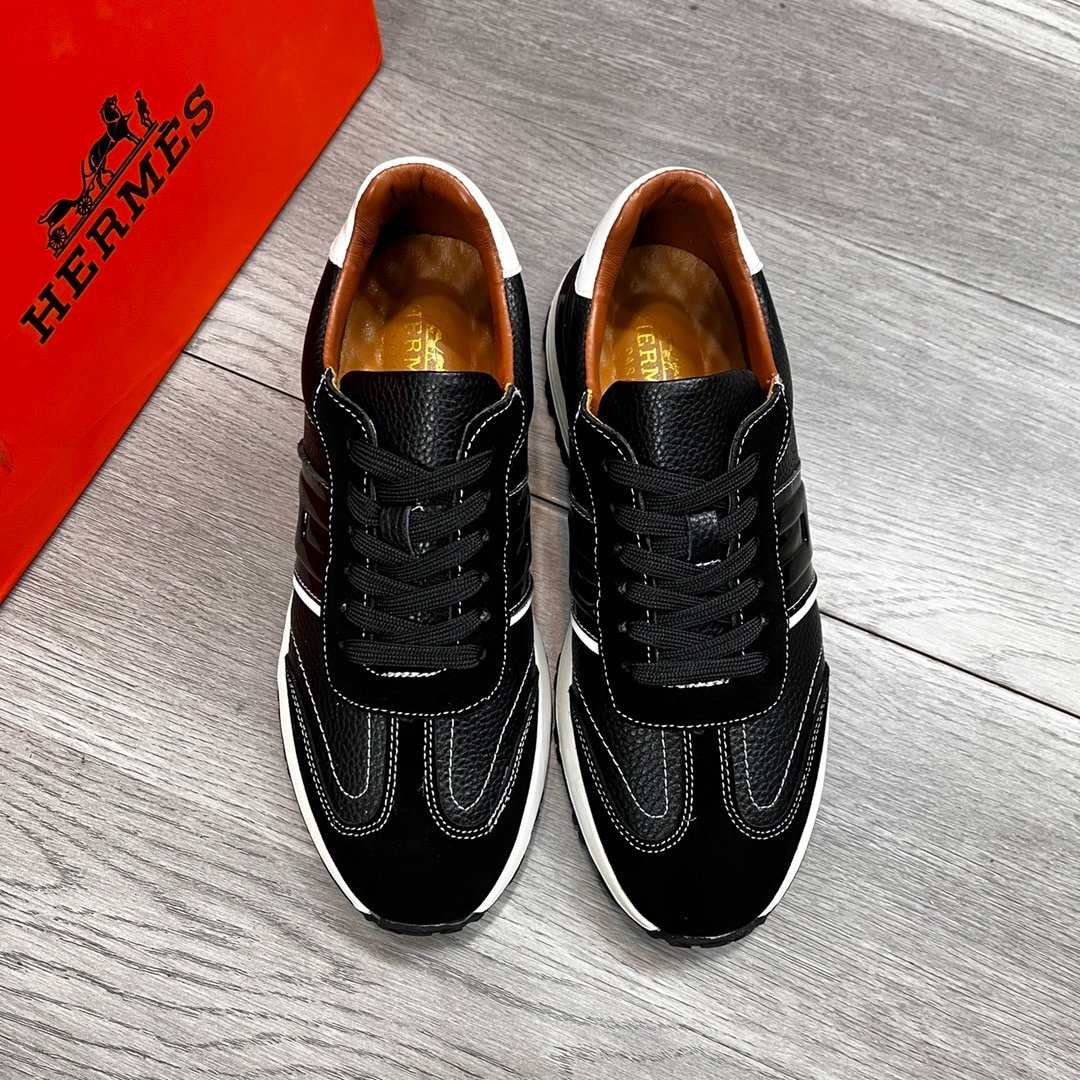 H**me5 Trail Sneaker Black