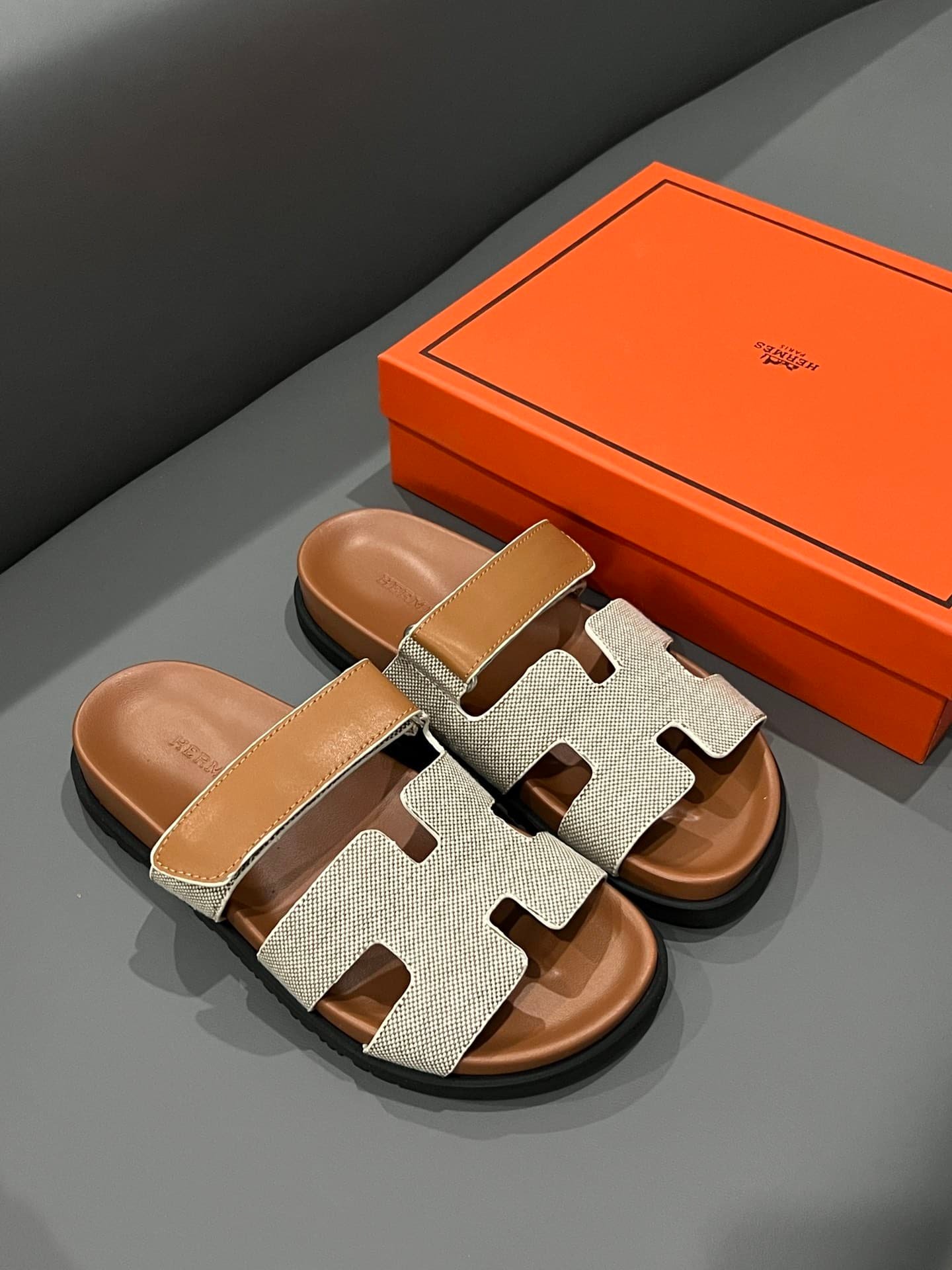 H**me5 Chypre Sandal Prunoir Canvas Natural