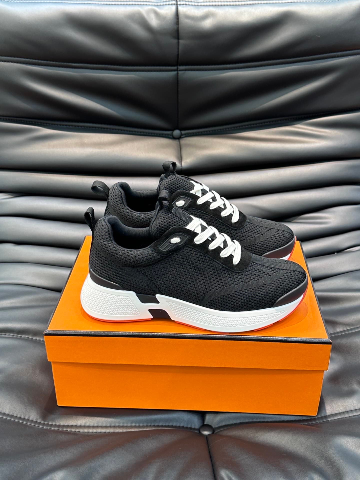 H**me5 Heros Sneaker Black Orange H232985Zh05410