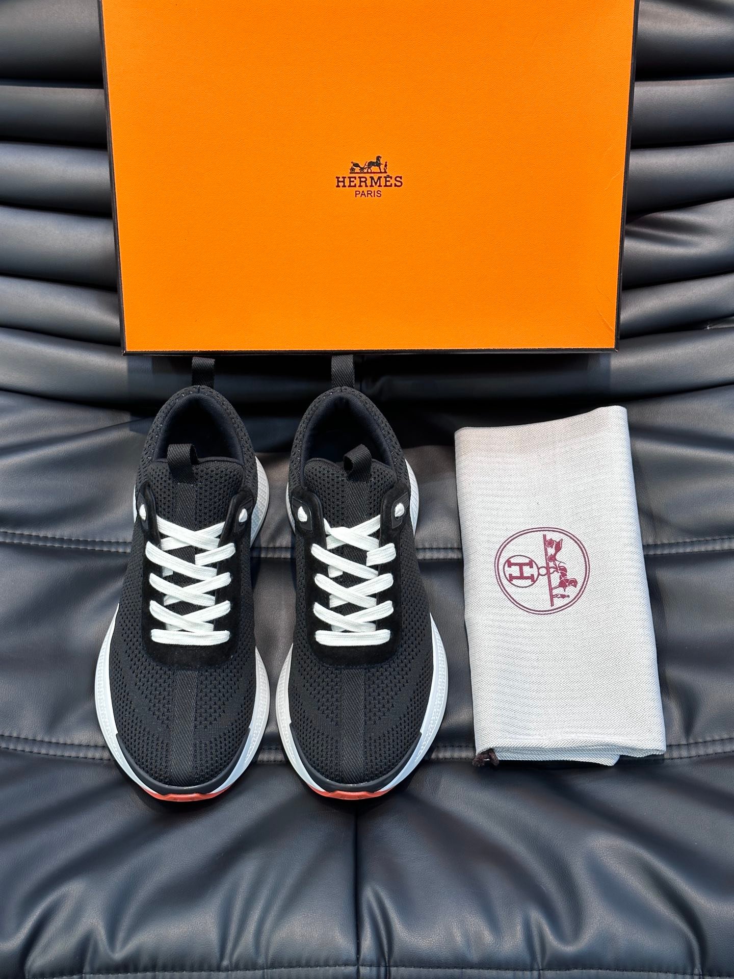 H**me5 Heros Sneaker Black Orange H232985Zh05410