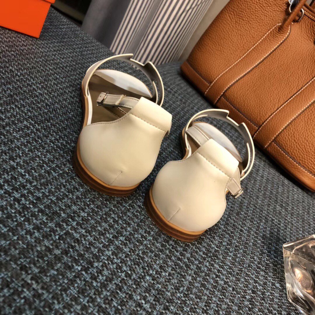 H**me5 Santorini Sandal White H182139Z90350
