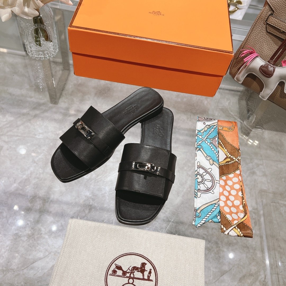 H**me5 Giulia Sandal Black H231056Z 02350