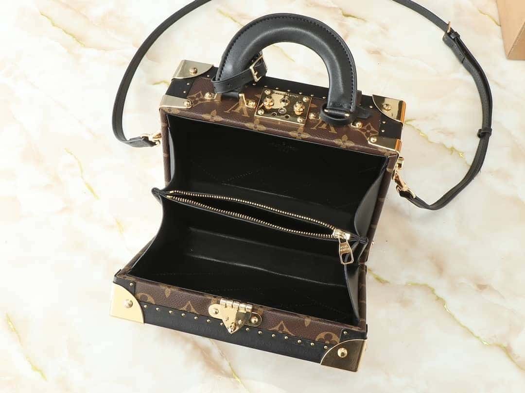 L0vis Vvtt0n Petite Valise Monogram Reverse 22Cm M47164