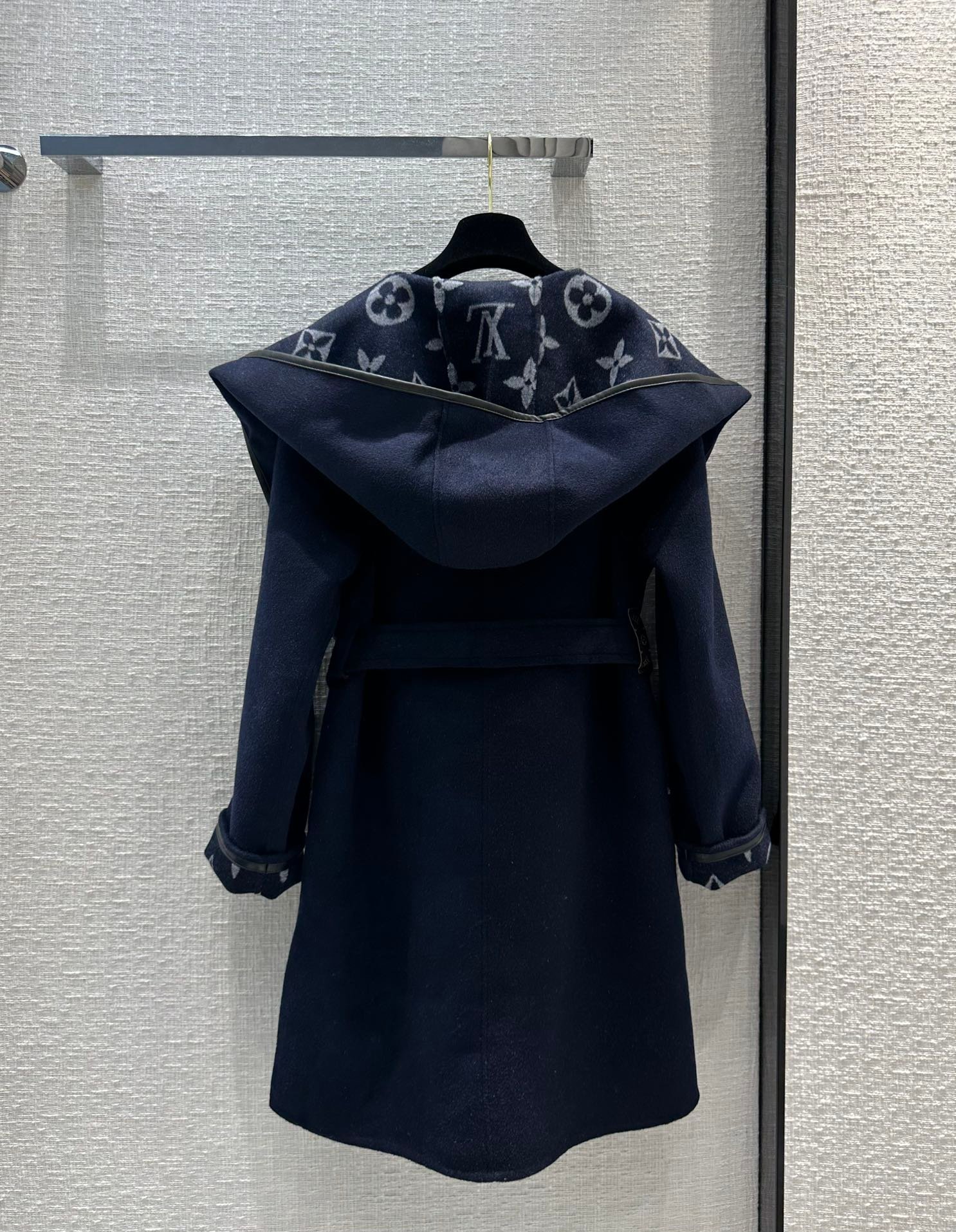 L0vis Vvtt0n Classic Monogram Wool Blue Coats