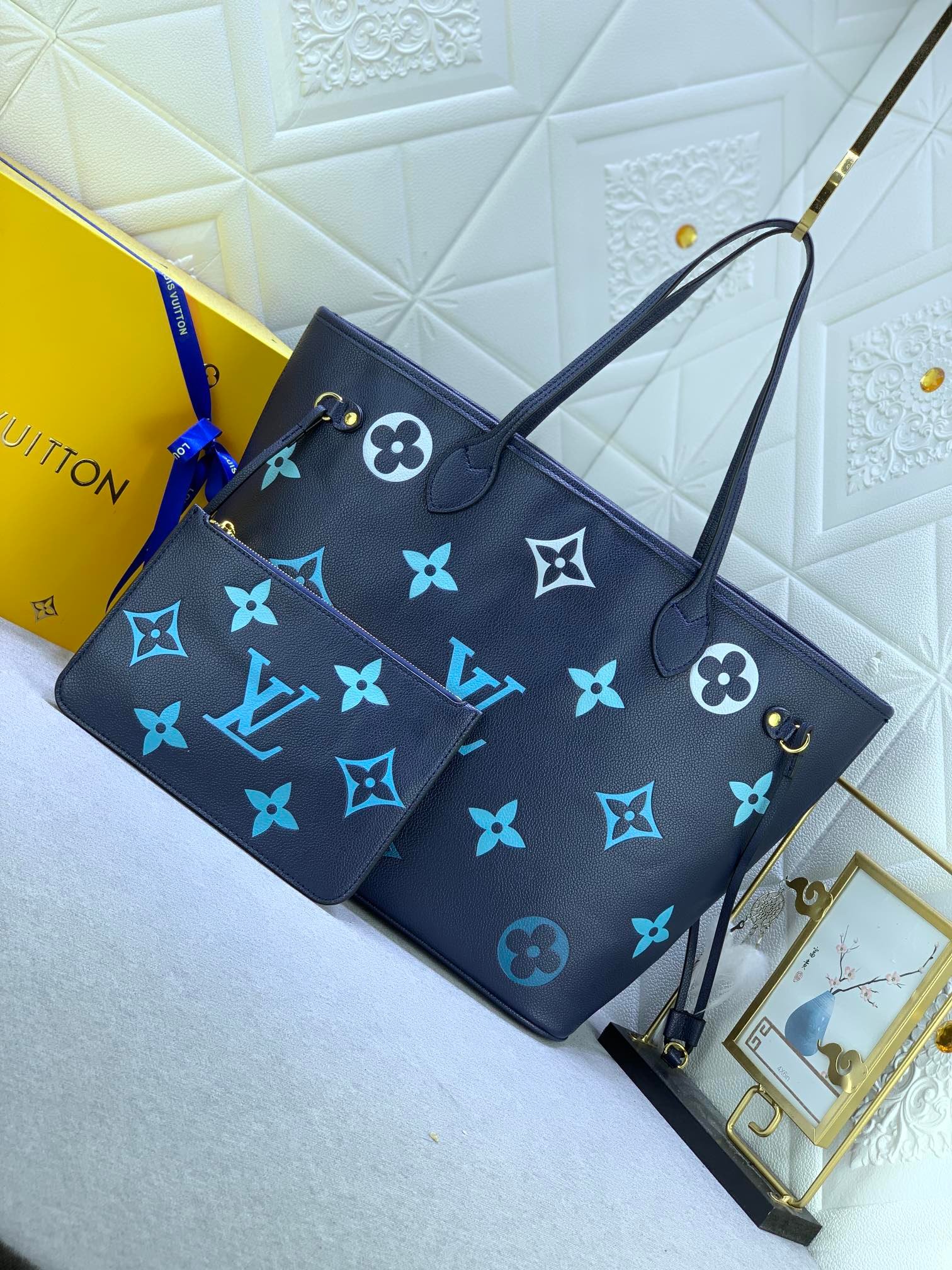 L0vis Vvtt0n Neverfull Mm Monogram Empreinte Blue 31Cm M46514