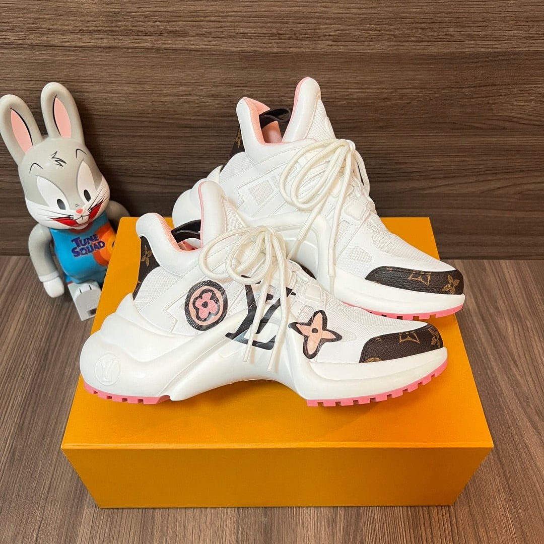 L0vis Vvtt0n Lv Monogram Chunky Sneaker White