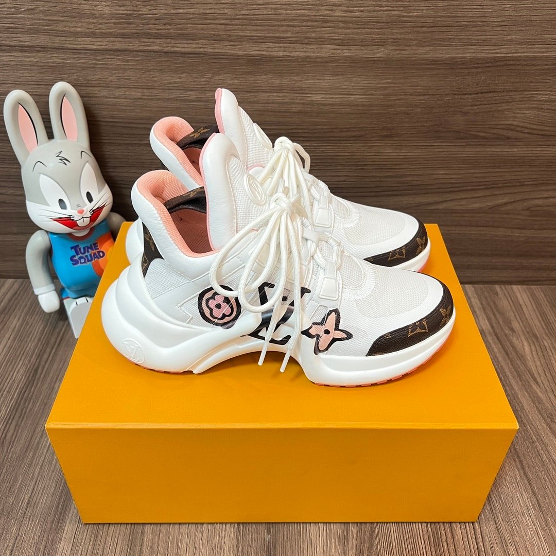 L0vis Vvtt0n Lv Monogram Chunky Sneaker White