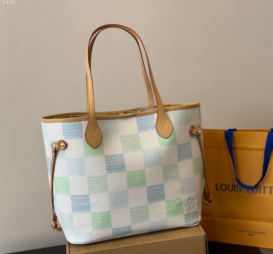 L0vis Vvtt0n Neverfull Damier Canvas Pistachio 31Cm