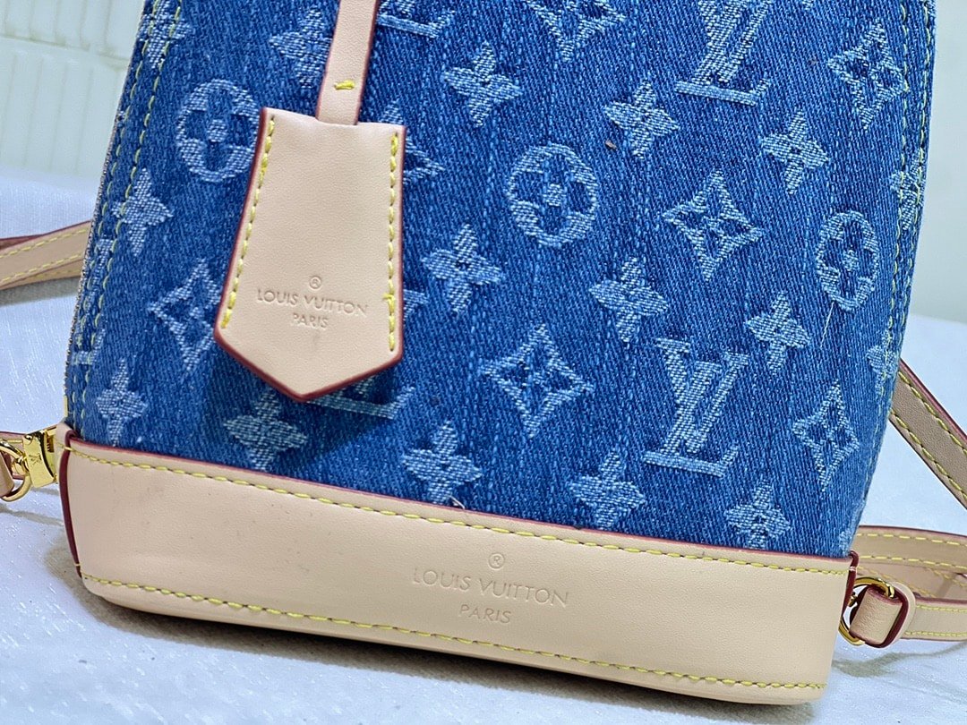 L0vis Vvtt0n Alma Backpack Blue Denim 20Cm